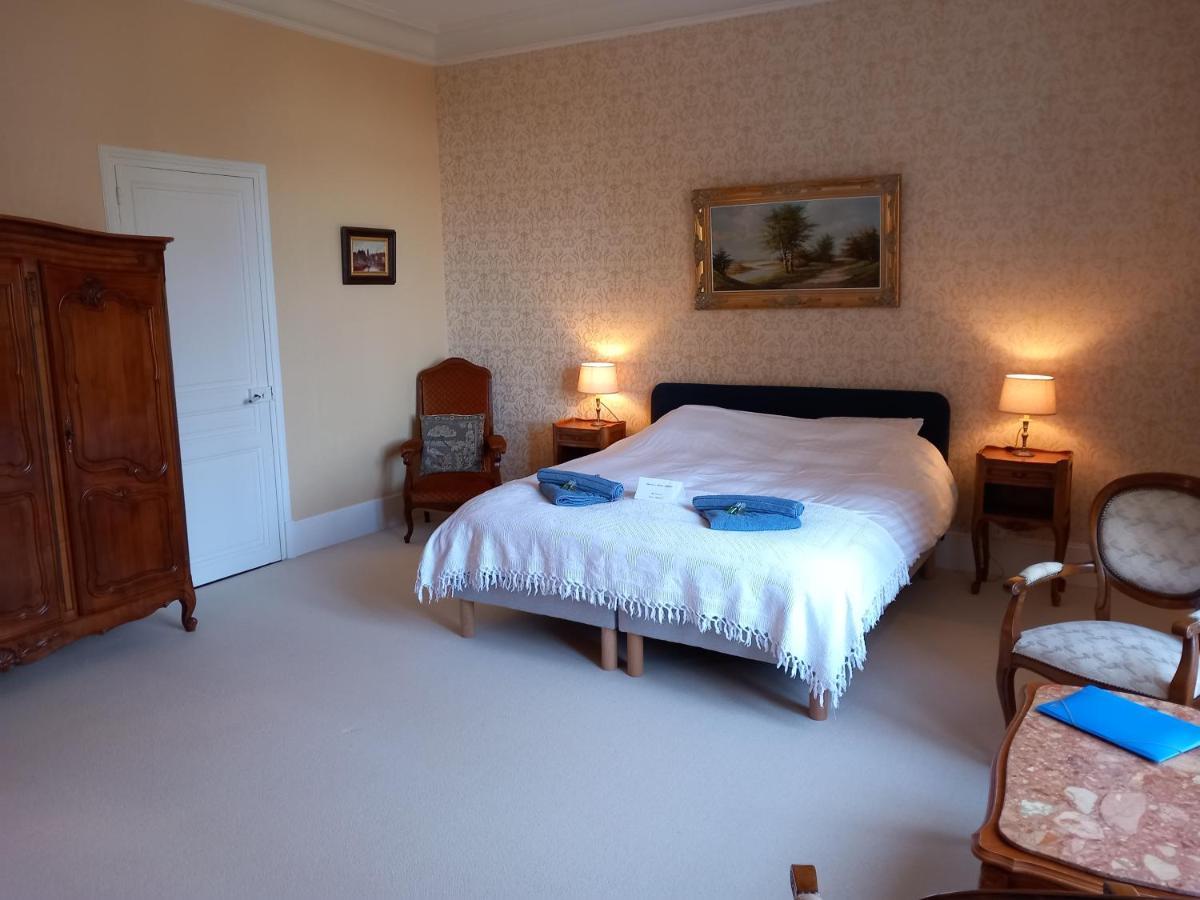 Chateau Maleplane Bed & Breakfast Saint-Léonard-de-Noblat Екстериор снимка