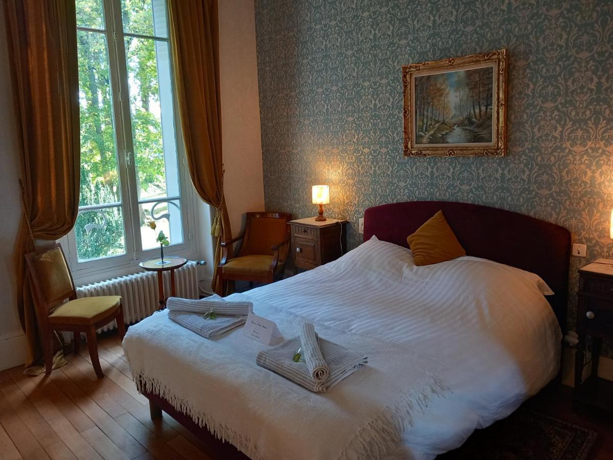 Chateau Maleplane Bed & Breakfast Saint-Léonard-de-Noblat Екстериор снимка