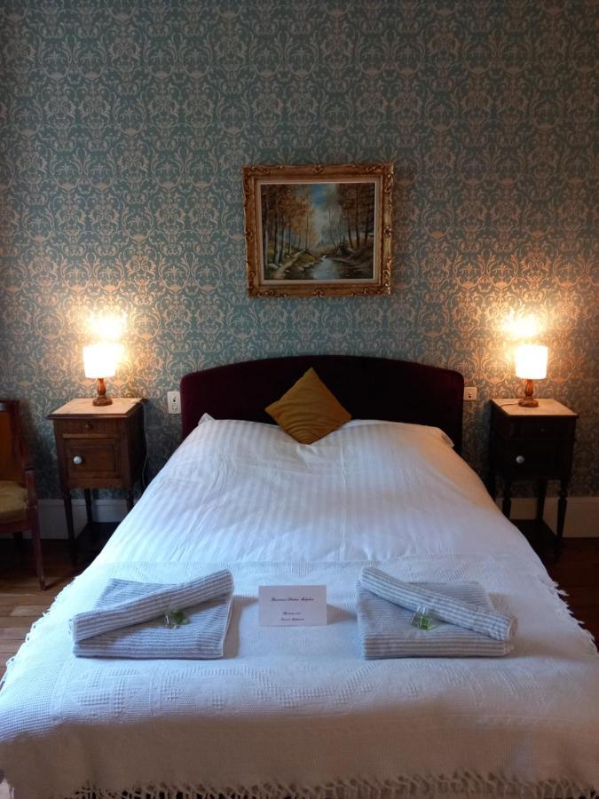 Chateau Maleplane Bed & Breakfast Saint-Léonard-de-Noblat Екстериор снимка
